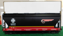 Load image into Gallery viewer, K-line K6242-1051 ATSF Black Bonnet Aluminum 2Bay Center Flow Hopper Santa Fe #77111