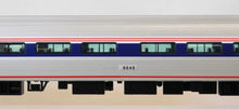 Load image into Gallery viewer, Lionel 6-35454 AMTRAK AMFLEET Cab Controlled End Car C-7 Nice boxd glue on horns