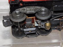 Load image into Gallery viewer, 1945 Lionel 463W Train Set Flying Shoe Pick Ups Boxes Runs great 1st Postwar set