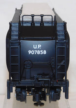 Load image into Gallery viewer, Lionel 6-38007 Union Pacific Challenger Auxiliary Tender UP Water TMCC Boxed Black