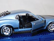 Load image into Gallery viewer, Lionel 6-21953 Ford Mustang Train Set GP-7 Diesel + flat cars w/ diff Mustangs "1965"