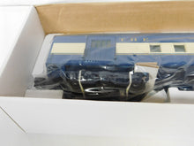 Load image into Gallery viewer, Lionel 6-39082 Blue Comet Passenger Heavyweight Set CNJ C-10 2 car Add On