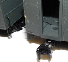 Load image into Gallery viewer, Lionel 6-15588 Southern Railroad Passenger Set 4 Heavyweight Cars Standard O 1/48
