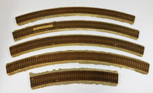 Load image into Gallery viewer, Tru Scale HO scale Roadbed Wooden Vintage 24" radius FIVE CURVES no rails