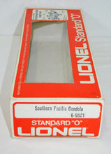 Load image into Gallery viewer, Lionel SP 9821 Southern Pacific gondola w/removable Coal load Standard O 1/48