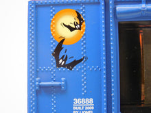 Load image into Gallery viewer, Lionel 6-36888 Casper Friendly Ghost Operating Aquarium Car O gauge C8 Halloween