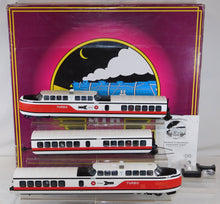 Load image into Gallery viewer, MTH 20-20035-1 Amtrak Turbotrain Streamlined Passenger Set Premier Proto-sound 3