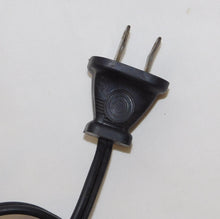 Load image into Gallery viewer, Lionel LW transformer 125 Watts 18 volts Whistle/Direction buttons lighted dial 1950s + insutructions Serviced New Cord