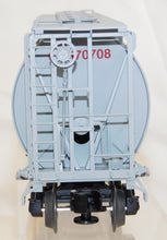 Load image into Gallery viewer, Lionel 6-19345 Canadian National 3-Bay Cylindrical Hopper Std O C9 2 Diff Sides!