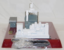 Load image into Gallery viewer, MTH Trains 30-9028 Pumping Oil Platform Operating bubbling accessory LNIB C8