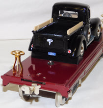 Load image into Gallery viewer, MTH 10-1148 Standard Gauge #234 Flat Car w/ Black Pick Up Truck Tinplate Traditions