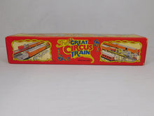 Load image into Gallery viewer, Walthers 1967A 1st rel. 52 & 57 HO Great American Circus Train two Flat Car Kits 1/87