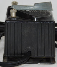 Load image into Gallery viewer, Lionel Trains 1015 transformer 45 watts 1950s AC power Postwar good cord works