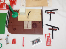 Load image into Gallery viewer, Lionel Trains 6-12818 Animated Freight Station Accessory +instructions C-7 O/027