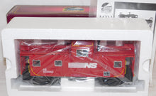 Load image into Gallery viewer, MTH 20-91062 Norfolk Southern Extended Vision caboose Premier O 1/48 NS 555682