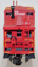 Load image into Gallery viewer, MTH 20-91062 Norfolk Southern Extended Vision caboose Premier O 1/48 NS 555682