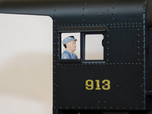 Load image into Gallery viewer, K-Line K3180-0913S Pennsylvania 0-4-0 A5 Steam Switcher w/ Lionel TMCC PRR #913