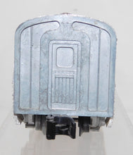 Load image into Gallery viewer, American Flyer 660 Aluminum Combination Car Metal lighted Combine 50s S KNUCKLE