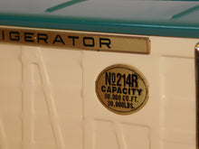 Load image into Gallery viewer, MTH 10-205 Standard Gauge Tinplate Traditions 214R Reefer Ivory & Peacock Brass