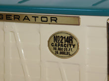 Load image into Gallery viewer, MTH 10-205 Standard Gauge Tinplate Traditions 214R Reefer Ivory & Peacock Brass