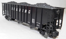 Load image into Gallery viewer, Lionel 6-17111 Reading three bay hopper w/ coal load black C-8 Standard O 1:48