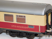 Load image into Gallery viewer, Rowa Passenger Cars 7131 Touropa & Spiesewagen DSG coach & diner Euro HO scale