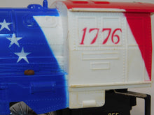 Load image into Gallery viewer, Rail Power Independence Special Set Santa Fe Battery Train Bicentennial NOT WORKING Boxed