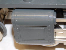 Load image into Gallery viewer, Lionel 6-13108 2-400E Standard gauge GRAY Steam Engine 4-4-2 & Vanderbilt Oil Tender with Traditional Air Whistle