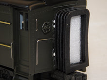 Load image into Gallery viewer, MTH 20-4036 Southern 5 Car 70' Madison Heavyweight Passenger Set Premier O 1/48