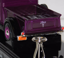 Load image into Gallery viewer, MTH 10-1163 200 Series Flat Car w/ Purple Pick Up Truck Tinplate Traditions Standard Gauge