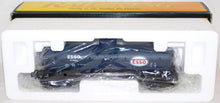 Load image into Gallery viewer, MTH 30-7314 Esso Single Dome Tank Car #98163 Rail King 027/O 3 rail 1998 C-7 bxd