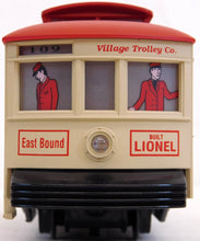 Load image into Gallery viewer, Lionel 6-11809 Village Trolley SET complete for D56 /any Christmas Holiday village O Gauge