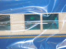 Load image into Gallery viewer, Lionel 6-25655 Blue Comet Passenger Heavyweight Set CNJ C-8 4 cars SEALED inside