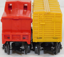 Load image into Gallery viewer, Marx 33222 Odd# 1950s  Deluxe Diesel Switcher Freight Set ATSF yellow cattle car