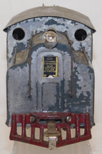 Load image into Gallery viewer, Lionel #38 Standard Gauge engine 0-4-0 GRAY-20s Runs Reverses & Lights Prewar