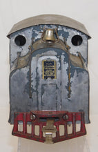 Load image into Gallery viewer, Lionel #38 Standard Gauge engine 0-4-0 GRAY-20s Runs Reverses & Lights Prewar