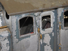 Load image into Gallery viewer, Lionel #38 Standard Gauge engine 0-4-0 GRAY-20s Runs Reverses & Lights Prewar