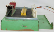 Load image into Gallery viewer, American Flyer 766 Animated Guilford Passenger Station + 735 Car People Button S