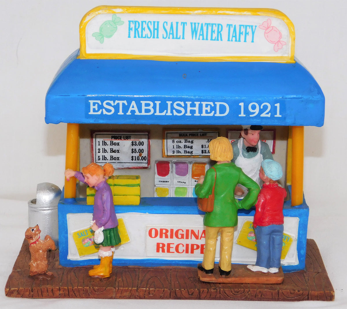 LEMAX 83697 Fresh Salt Water Taffy Stand detailed Ceramic 2005 C7 bxd Lone Star Trains
