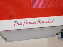 Load image into Gallery viewer, Lionel 2245 Texas Special F3 AB diesel MKT Katy Postwar F-3 w/boxes Super Clean Postwar