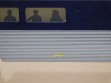 Load image into Gallery viewer, Lionel 6-19145-50 Chesapeake & Ohio Passenger 6 car set 15" aluminum C&O lighted