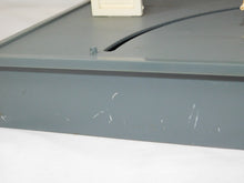 Load image into Gallery viewer, Lionel 6-12798 Lionelville Pipe Company Warehouse Oprtng Forklift Loader Station