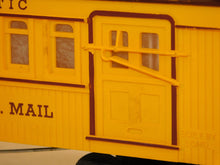 Load image into Gallery viewer, Lionel 1800 General Frontier Gift Pack BOXED SET w/ htf booklet CLEAN runs 1959