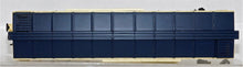 Load image into Gallery viewer, MTH 20-80004G Dealer Appreciation Christmas Boxcar 2005 DAP O Manger Star Premier