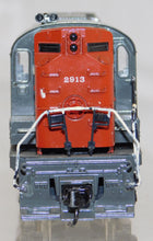 Load image into Gallery viewer, KATO #2913 HO Scale RS-11 Southern Pacific diesel engine Runs &lights Atlas 7093