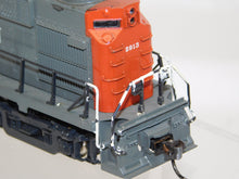 Load image into Gallery viewer, KATO #2913 HO Scale RS-11 Southern Pacific diesel engine Runs &lights Atlas 7093
