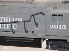 Load image into Gallery viewer, KATO #2913 HO Scale RS-11 Southern Pacific diesel engine Runs &lights Atlas 7093