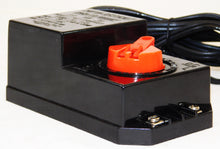 Load image into Gallery viewer, Bachmann N Scale EZ Track Complete Oval Loop & Transformer w/ wires 16 pcs