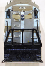 Load image into Gallery viewer, American Flyer GM 370 GP-7 diesel engine General Motors Silver S gauge Link bar