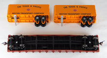 Load image into Gallery viewer, Athearn 92384 HO Scale 50' Texas and Pacific Flatcar w/ 2 trailers T&P 5329 1/87